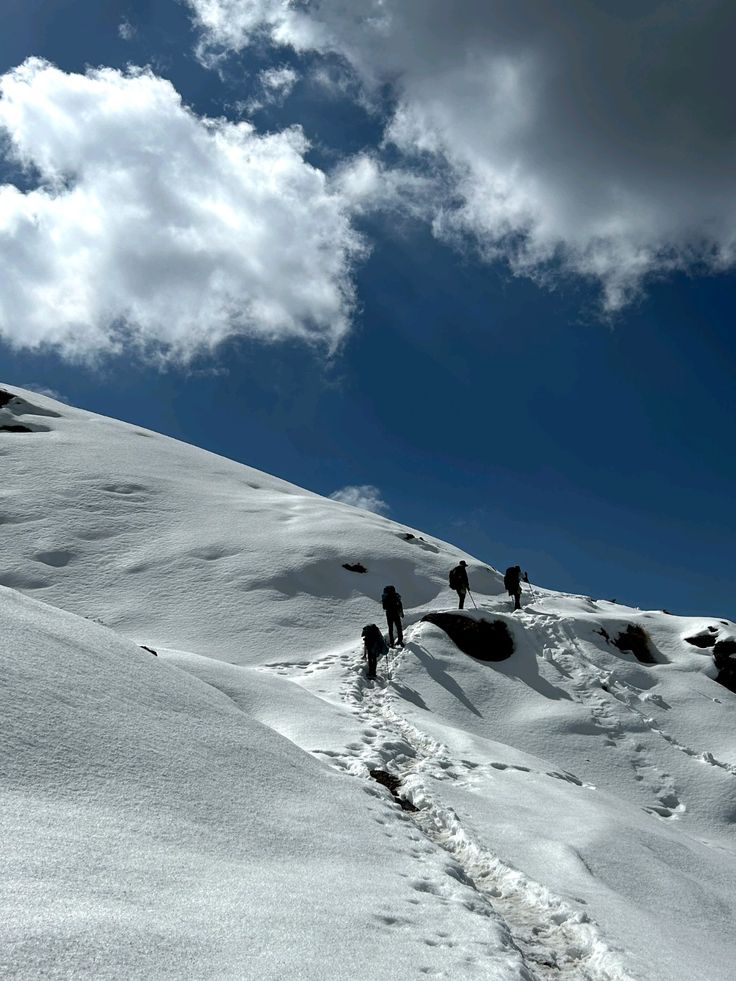 Kuari Pass Trek photo 3
