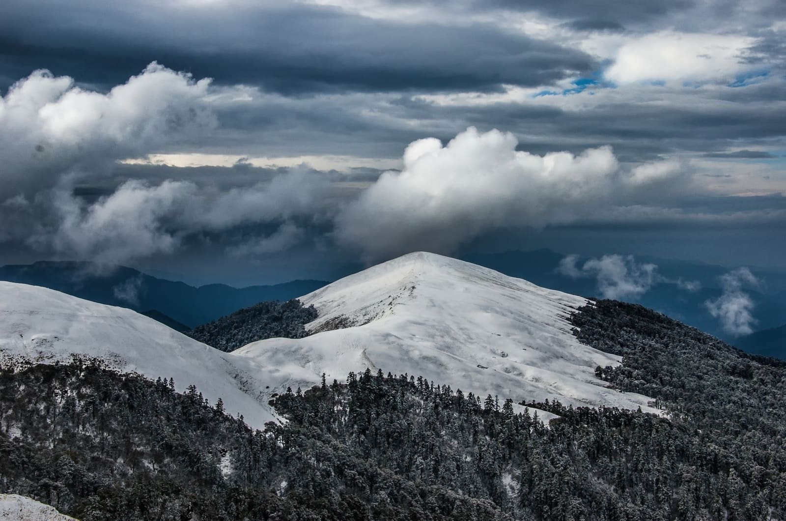 Kedarkantha Winter Trek photo 3