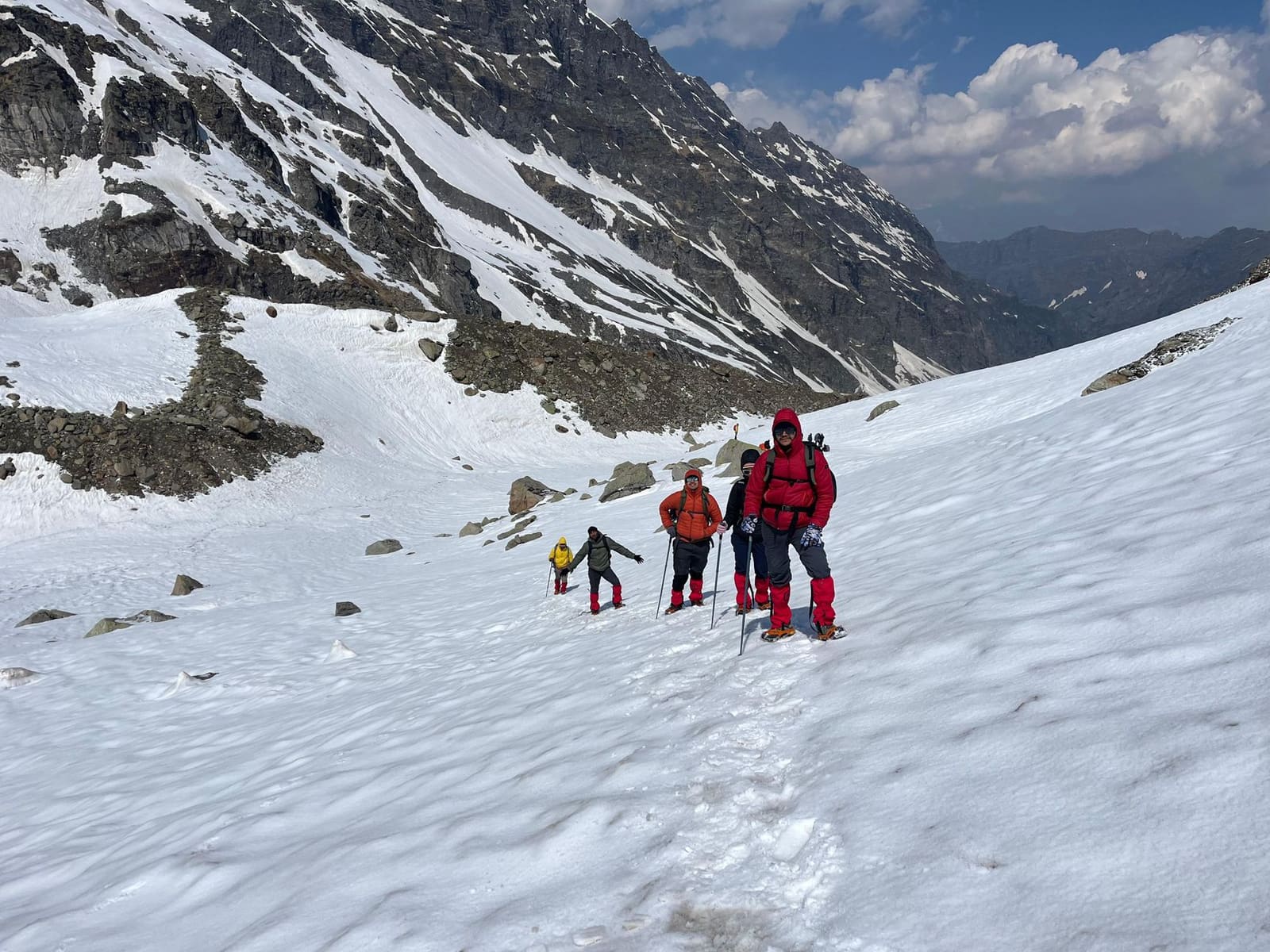 Kedarkantha Winter Trek photo 5