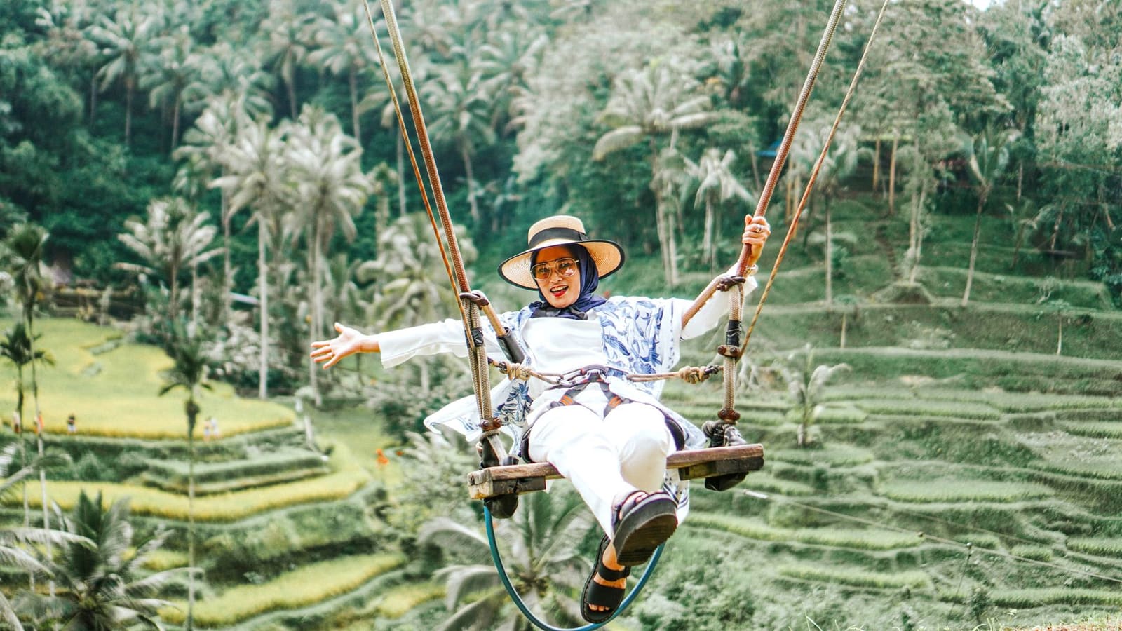 Jungle swing